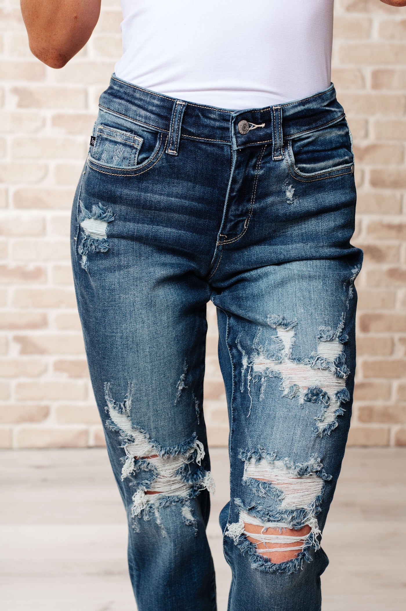 Judy Blue- Danny Mid Rise Cuffed Destroyed Boyfriend Jeans