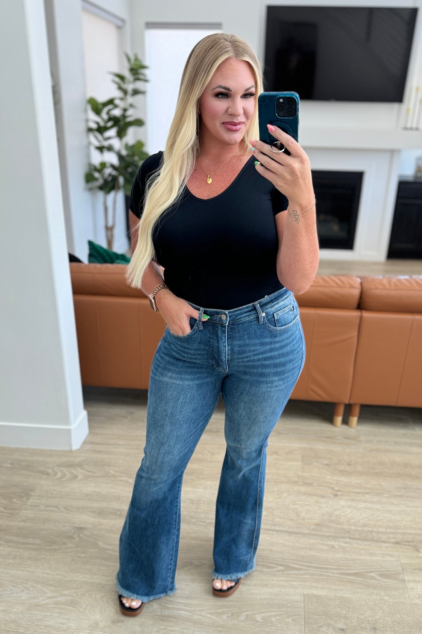 Judy Blue- Miley High Waist Control Top Frayed Hem Flare Jeans