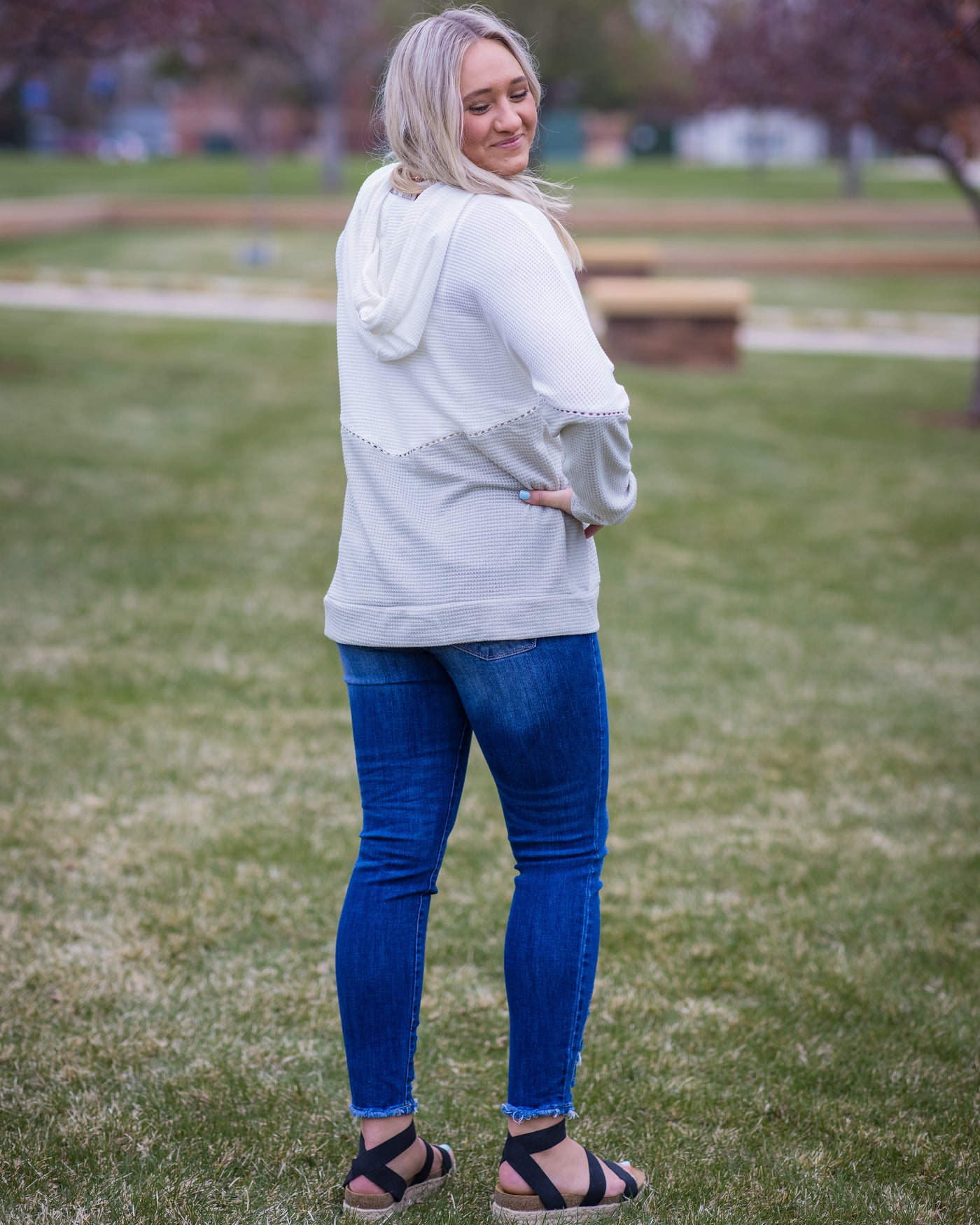 Color Block hoodie - Adorn Boutique in Mitchell